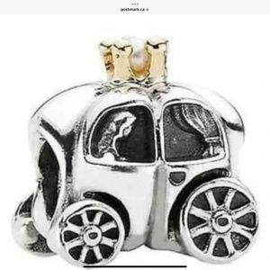 Pandora carriage charm